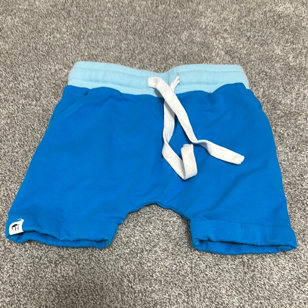 George Hats Brand size 3-4 blue shorts